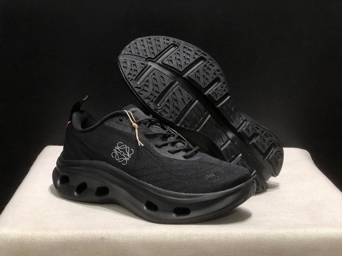 Cloudsurfer Black Air-Cushion Athletic Sneakers