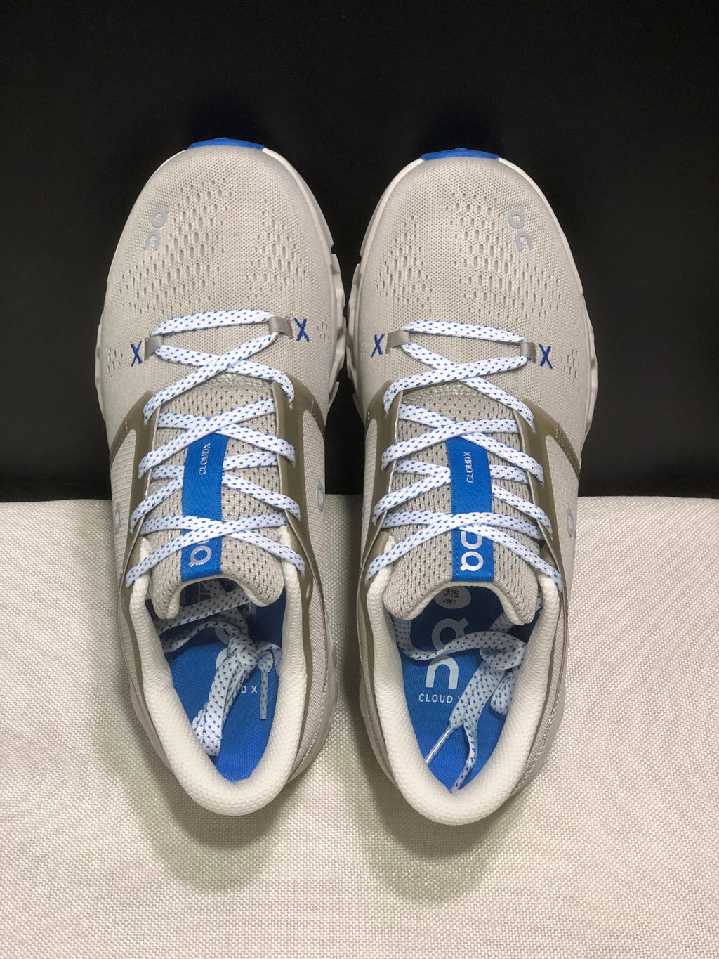 On Cloud X Light Gray and Blue Running Shoes